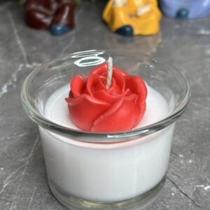 classic crimson rose candle